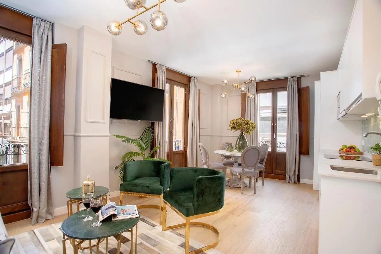 גרנדה Genteel Home Mesones דירה