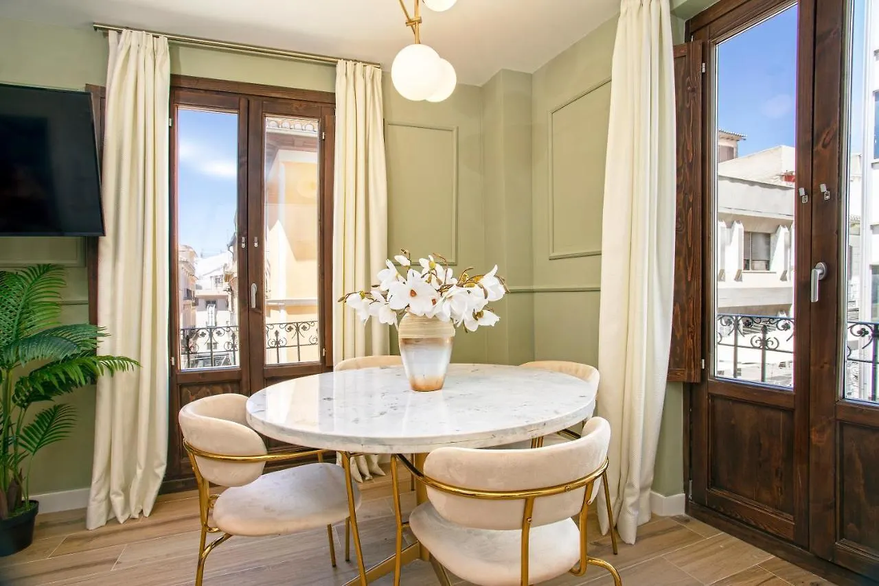 Genteel Home Mesones Granada Apartment